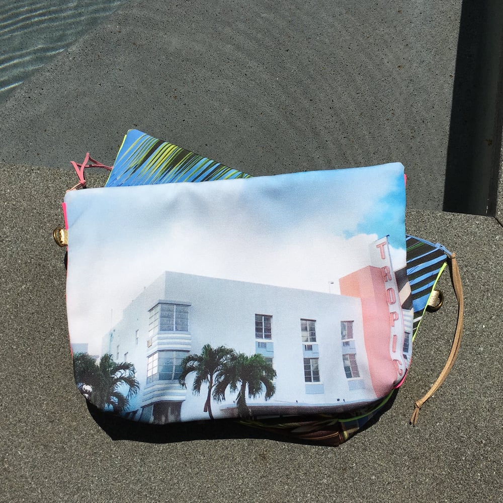 Image of Tropics Hotel Pouch XL