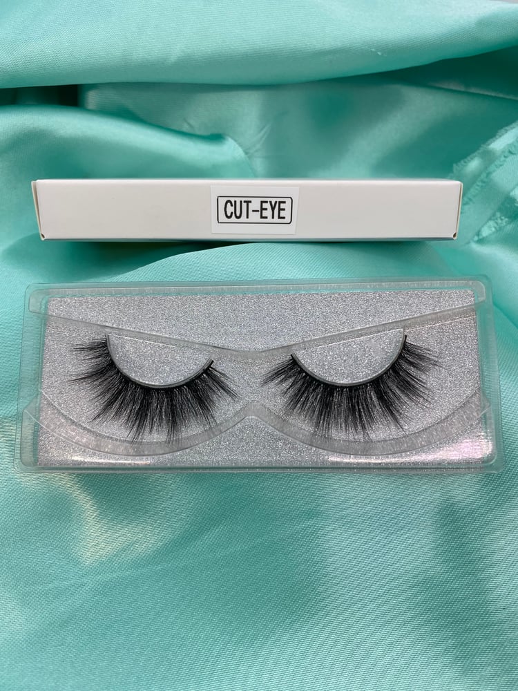 Image of Lotus Lashes LITE