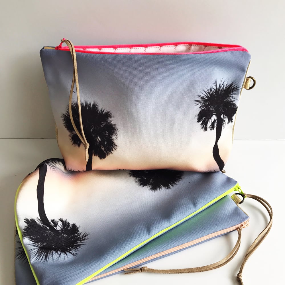 Image of Palm Trees at Sunset, Miami Beach Pouch L