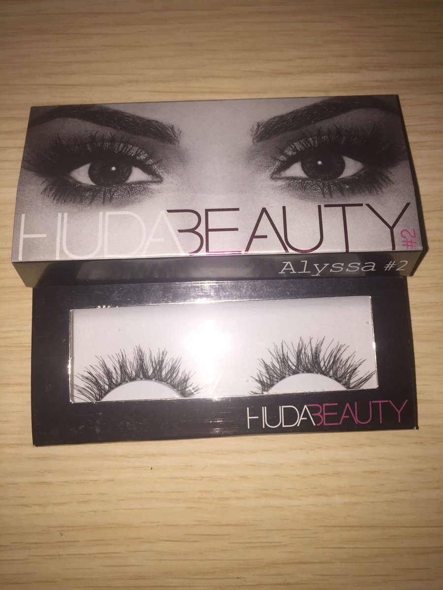 Alyssa huda beauty lash #2 / Little miss make up