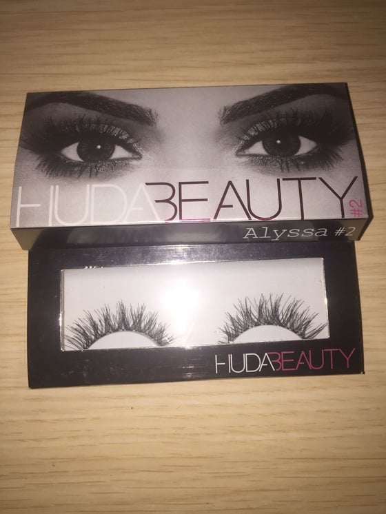 Image of Alyssa huda beauty lash #2