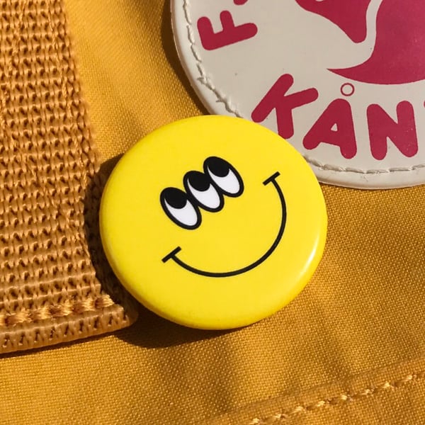 Image of Smiley Face Button