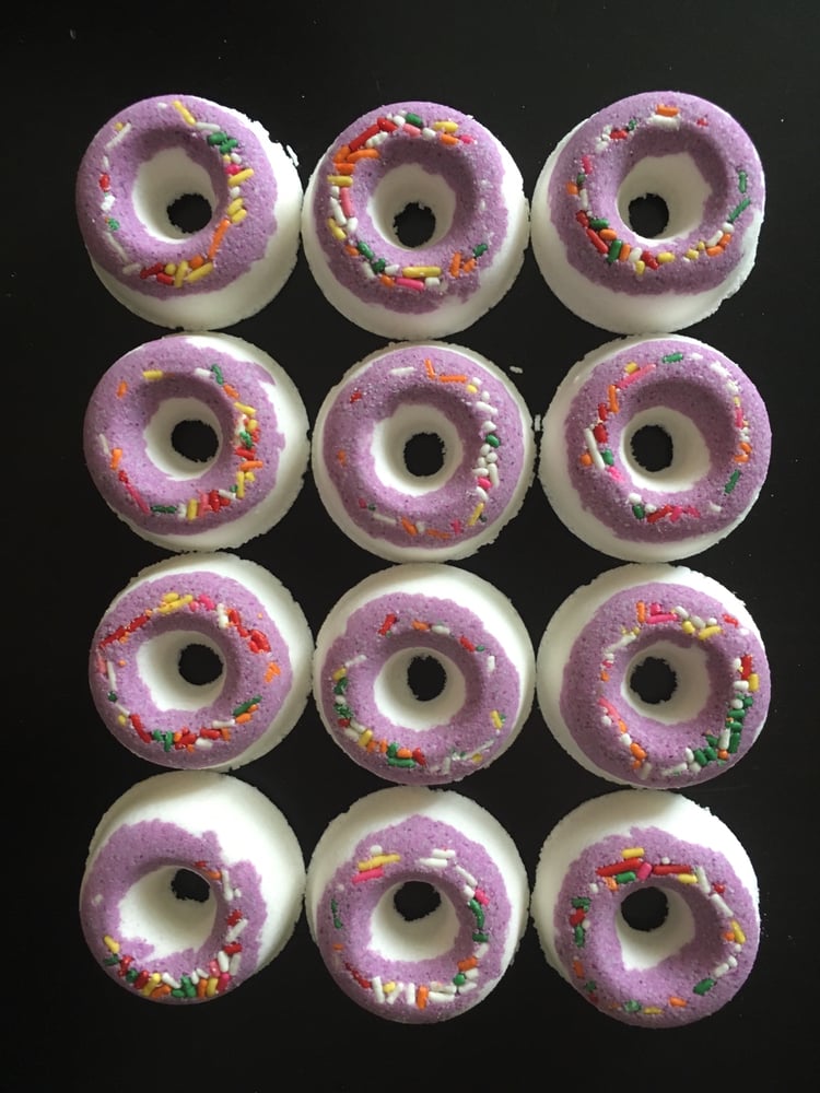 Image of Kids doughnut bomb