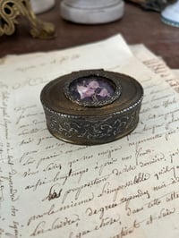 Image 1 of Petite boîte à bijoux 1900 en régule 