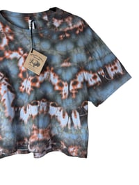 Image 6 of M Crop Tee in Ember Ice Dye