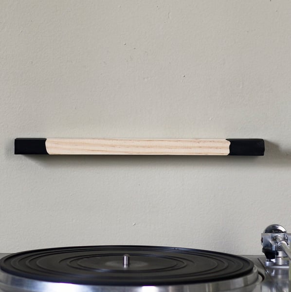 Image of PINE | NOWSPINNING record shelf