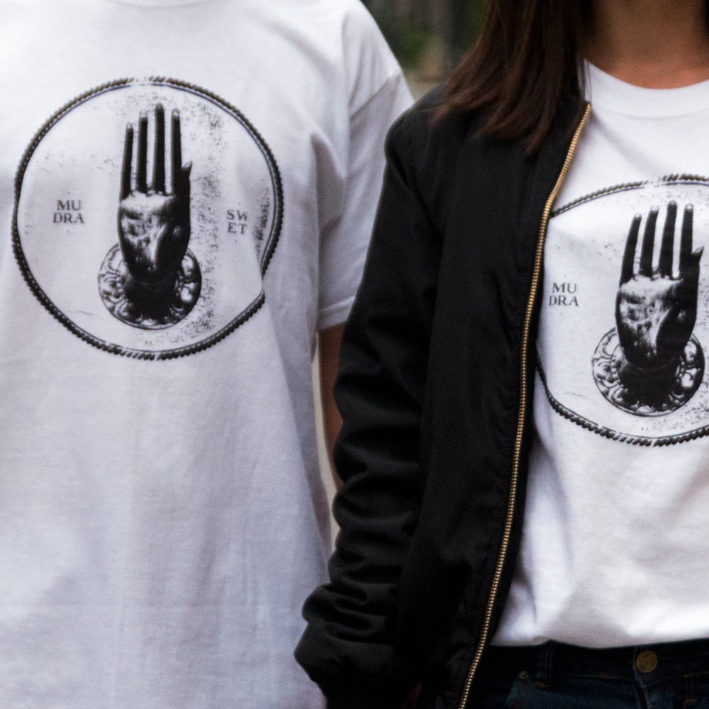 Image of T-SHIRT "MUDRA" LOGO