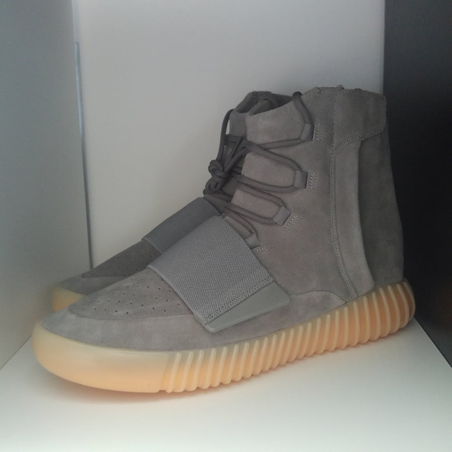 Image of Adidas Yeezy Boost 750 "Grey / Gum"