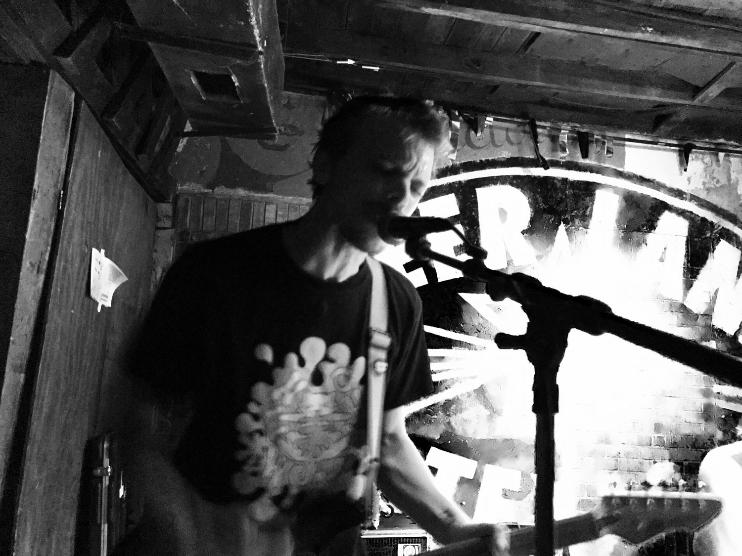 Carl Sagan�s Skate Shoes "s/t" CD, LP, TAPE Super Carl Sagan�s Skate Shoes "s/t" CD, LP, TAPE Super