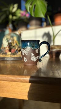 Image 6 of Butterfly mug 03