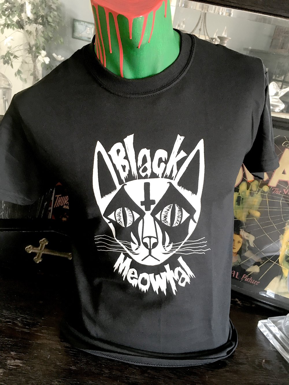"Black Meowtal" T-Shirt