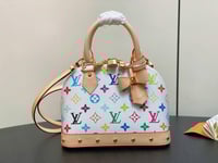 Image 6 of Mkami bags (click to browse)