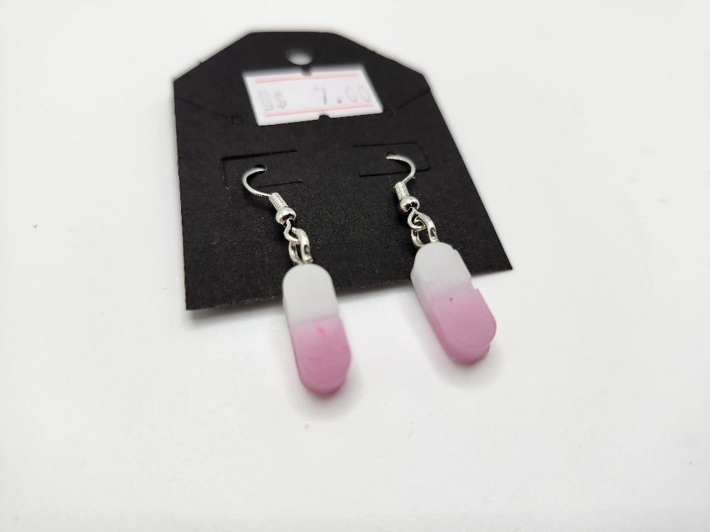 Image of Estrogen Earrings 
