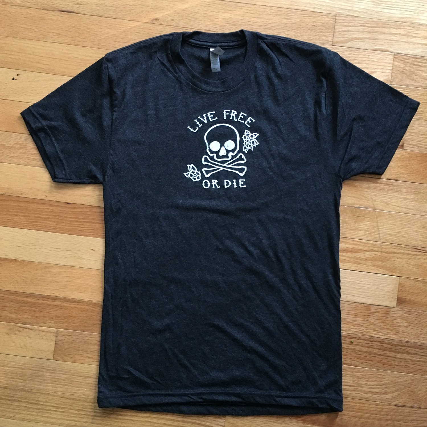 Image of Skull t-shirt Unisex - black heather