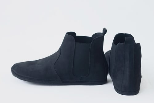 Image of Chelsea boots in Black nubuck leather