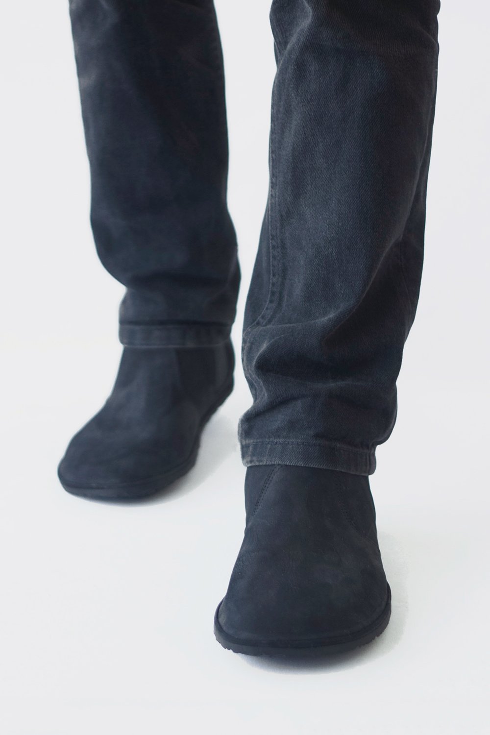 Image of Chelsea boots in Black nubuck leather