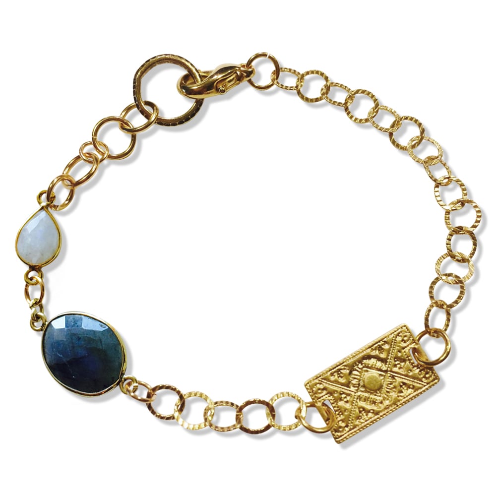 Image of MIA MOONSTONE BRACELET