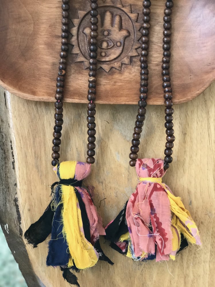 Image of Tassel Malas