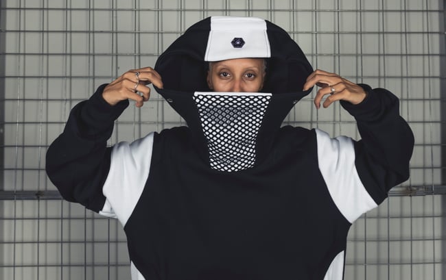 MONOCHROME-MONSTER MEGAHEX