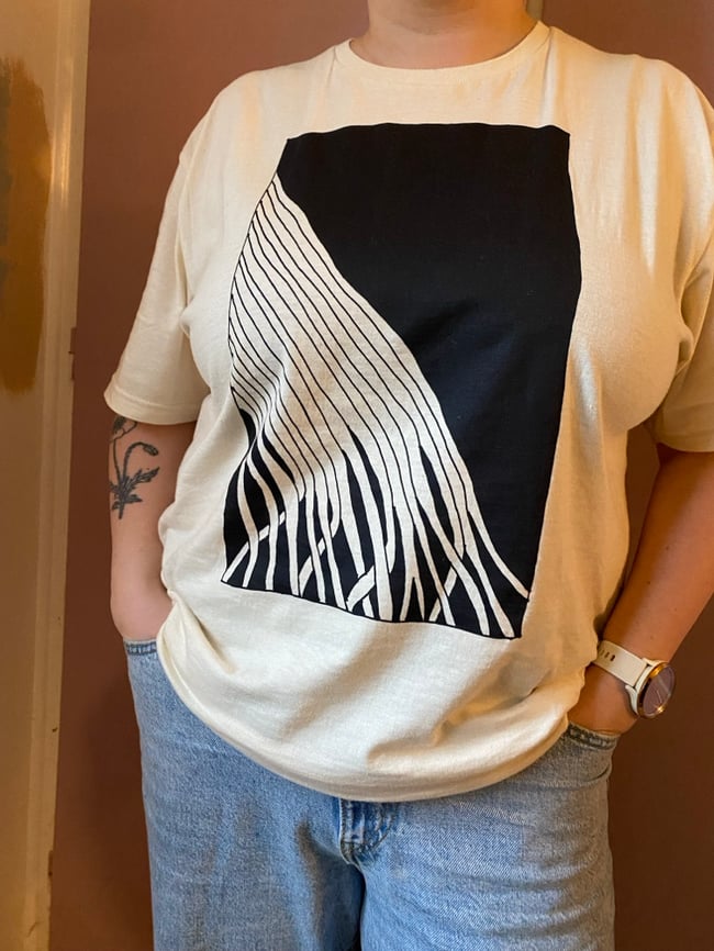 Wave Tee