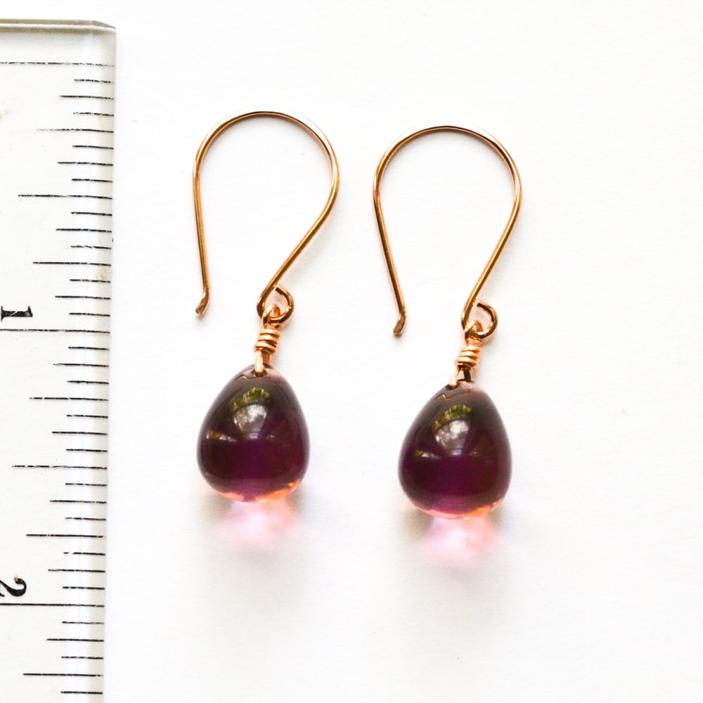 Image of Mauve glass drop earrings