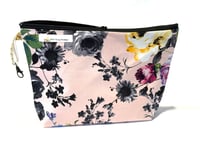 Image 1 of Med Zippered Bag 🖤