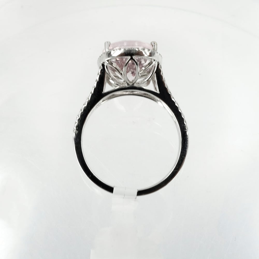 Image of 18ct White gold ring set with 5.25ct Morganite