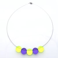 Náhrdelník / Necklace Fluorescentní zelená x fialová