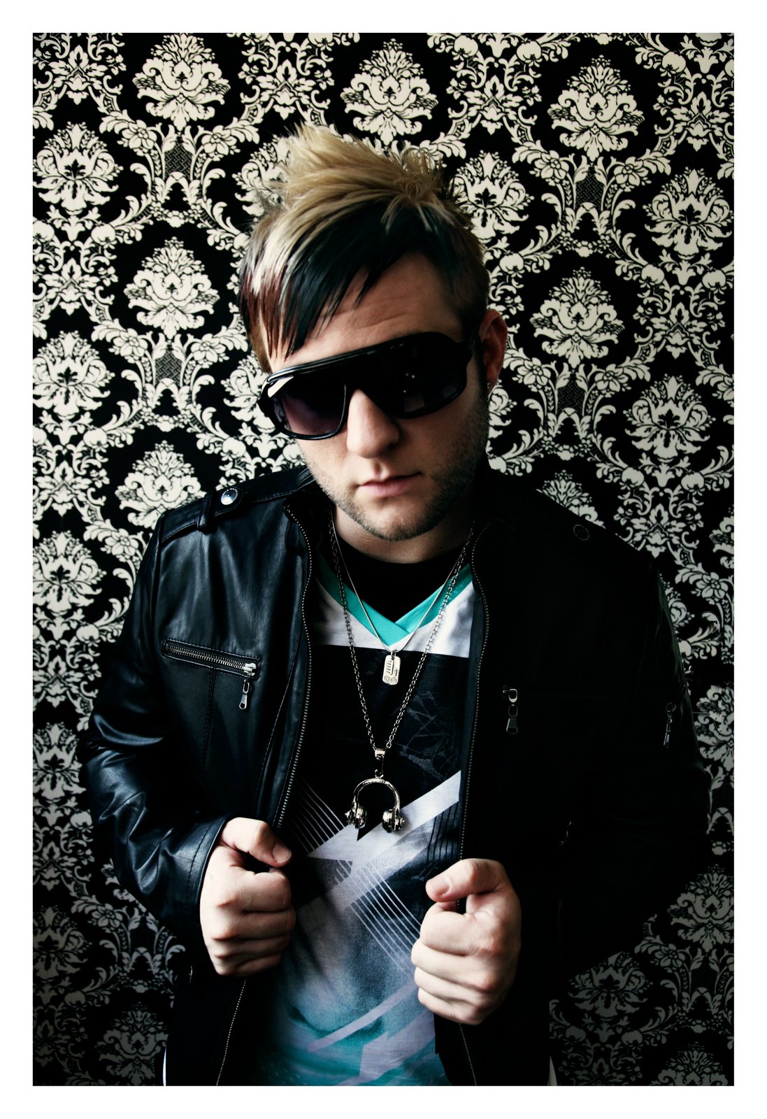 Blake Lewis - 8x10 Photo / Blake Lewis Official Store