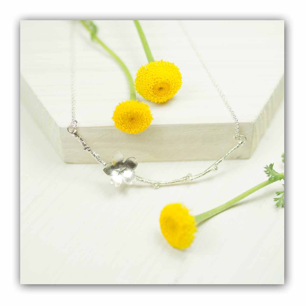 Image of SAKURA TWIG Colgante/ Necklace