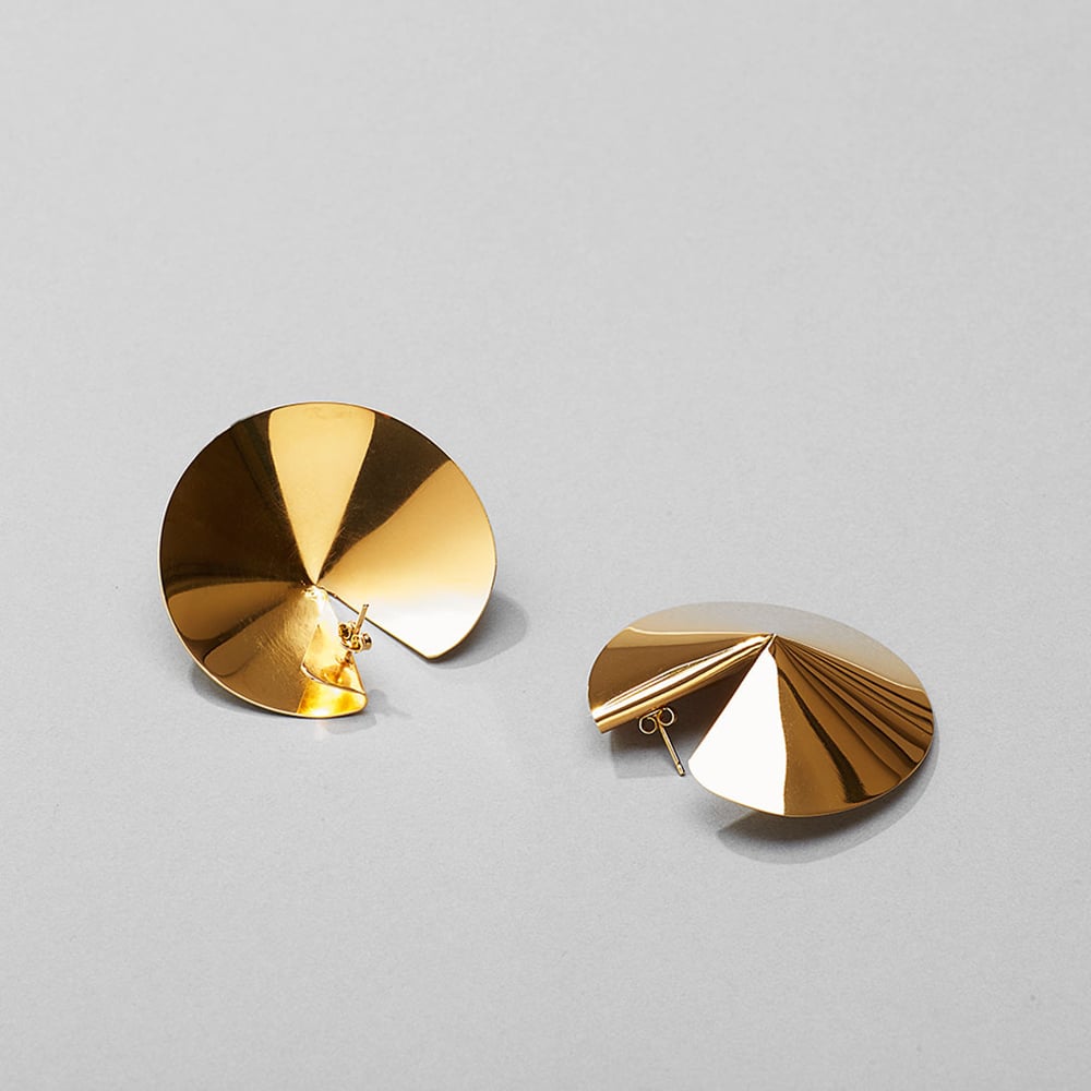 Fortune Cookie earring / Gaviria Jewellery