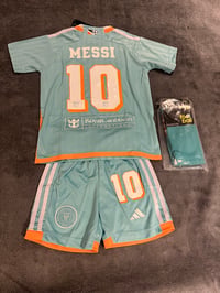 Image 2 of Messi green no.10