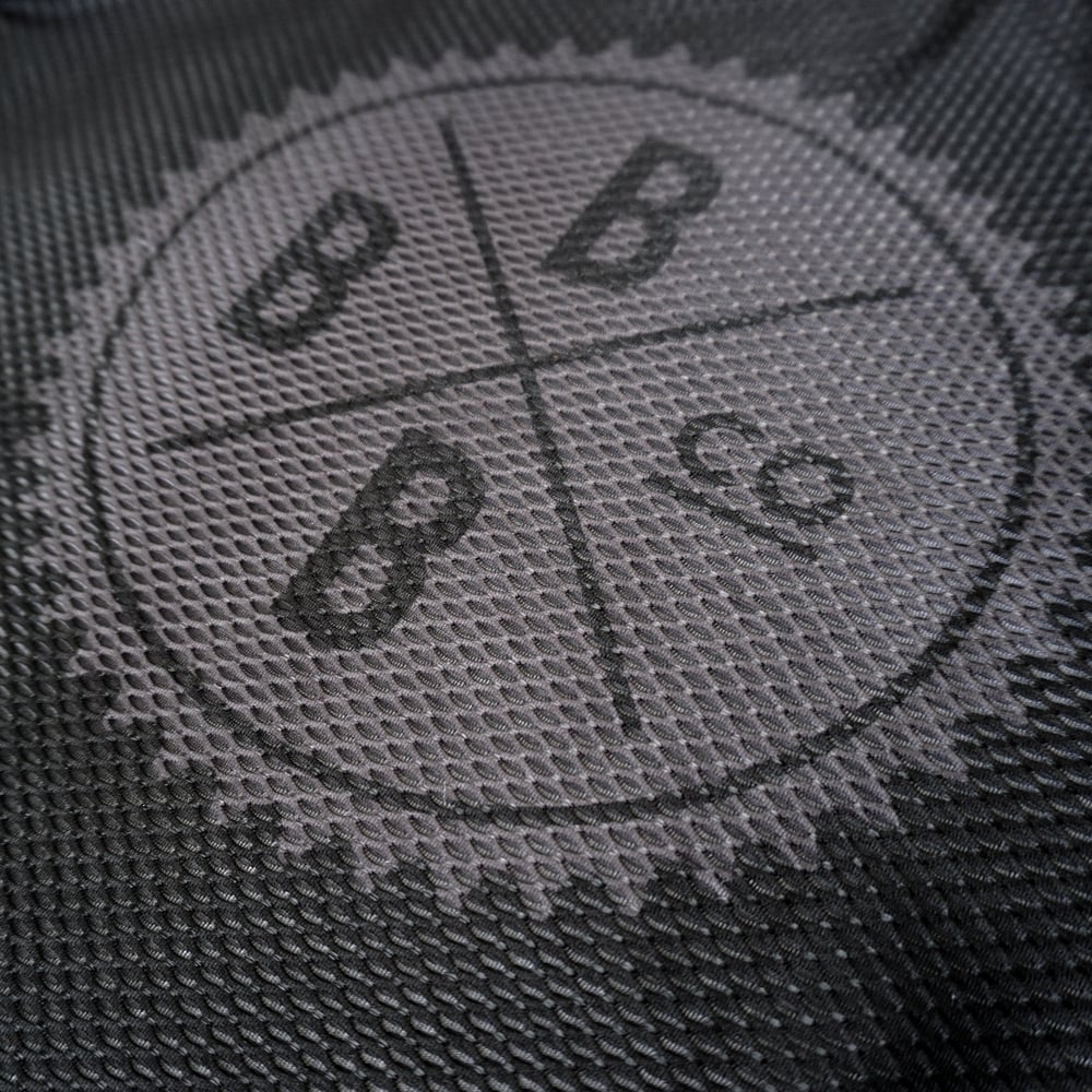 Image of Mesh Base Layer - Black