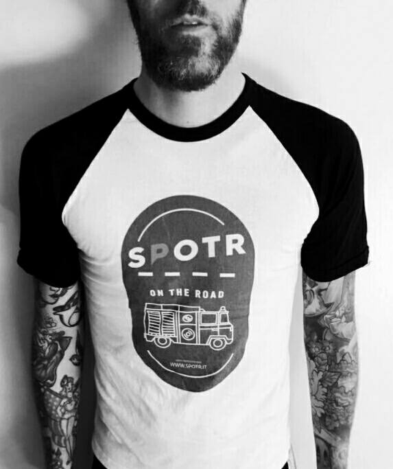 Image of SPOTR TEE - BLACK AND WHITE - MAN 