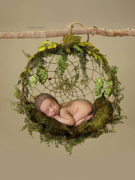 Image of Nest of Curls Blanket - MOSSY GREEN