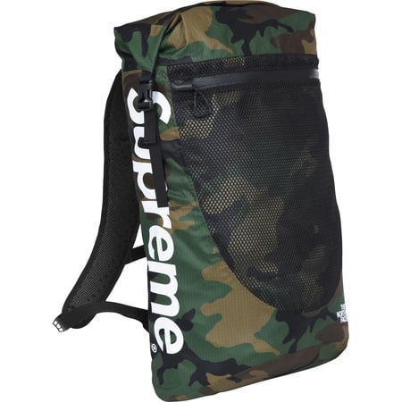 www.solejukeninc.com — Supreme /The North Face Waterproof Backpack 