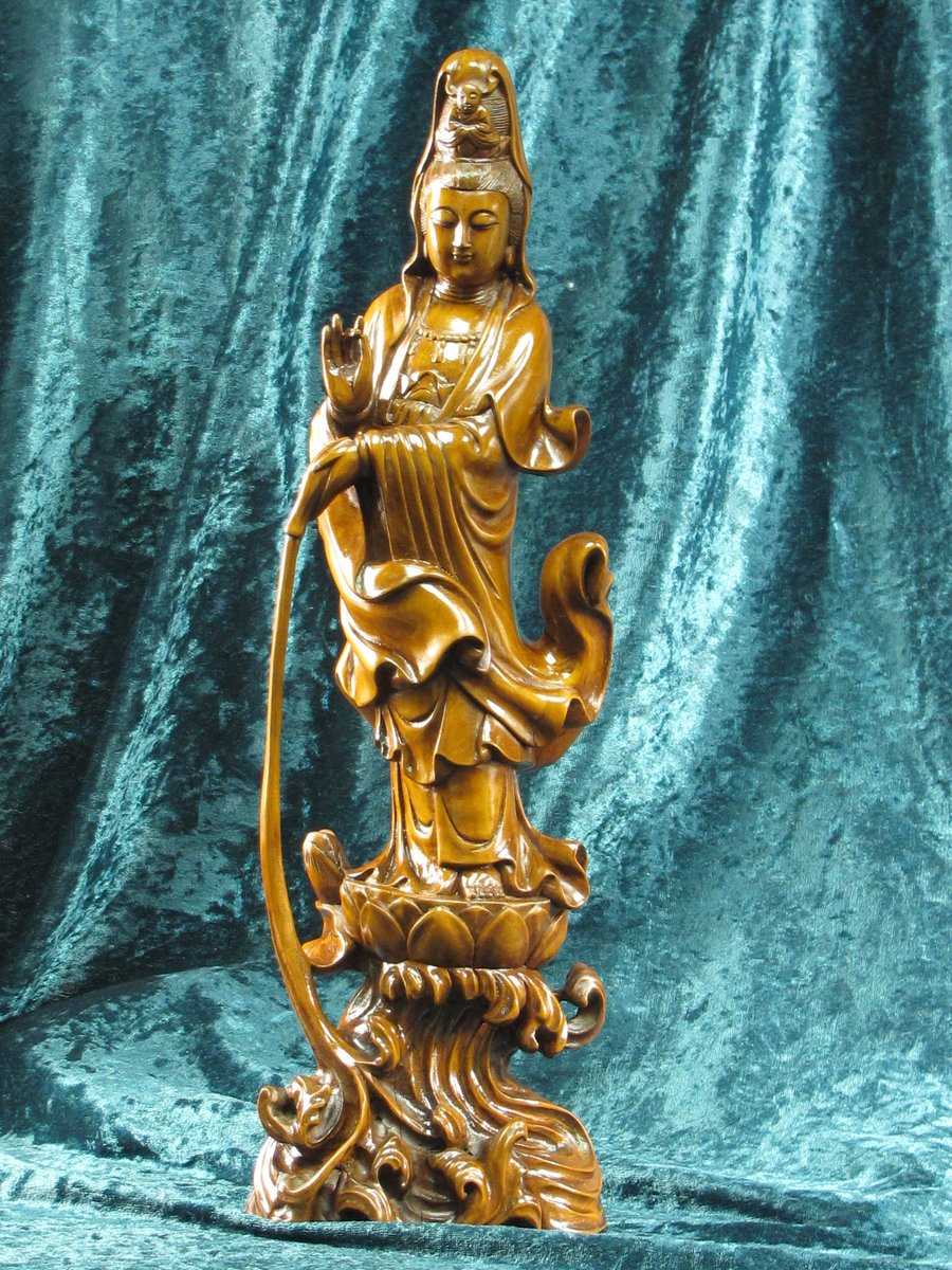 VINTAGE CHINESE WOOD STATUE OF THE QUAN YIN (KAUN YIN) Baum Galleries