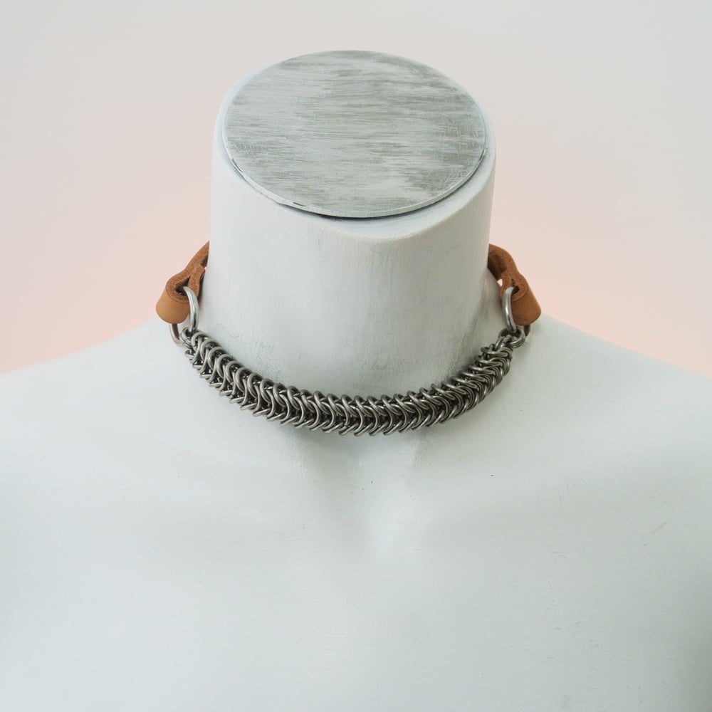 Image of Tan Scarlet Choker