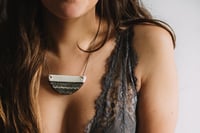 Image 1 of Gargantilla Medialuna Boho XL, varios colores.