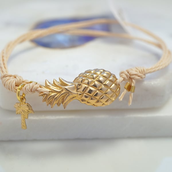 Image of Pineapple and palmtree friendship bracelet