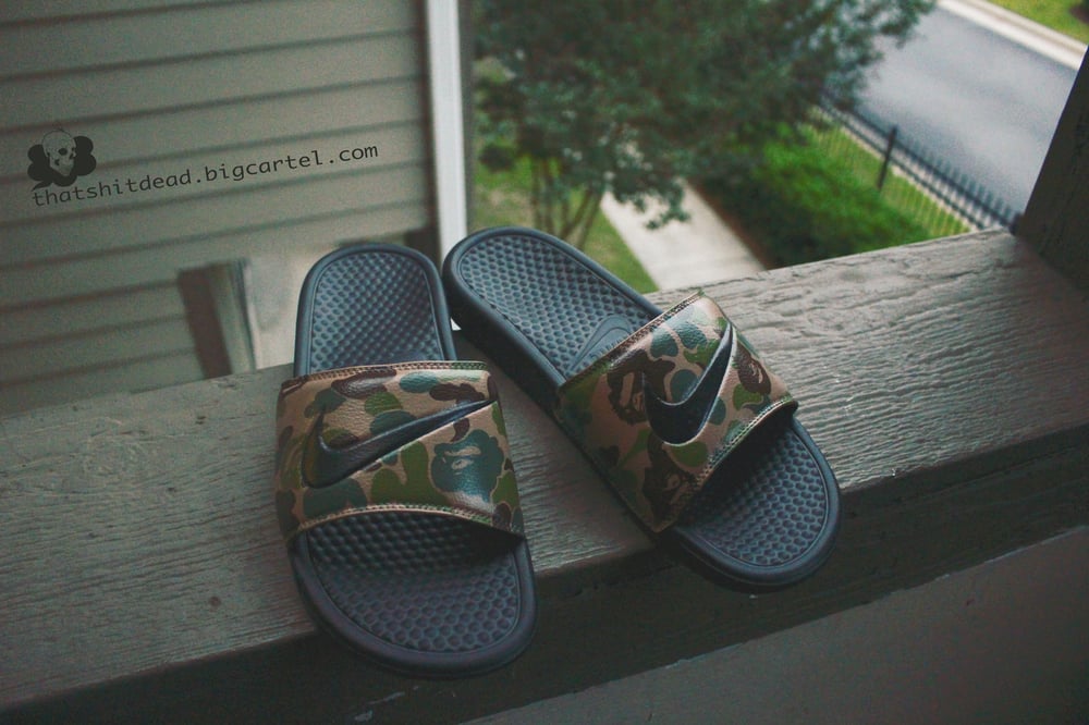 Hand Painted Custom Nike Slides thatshitdead