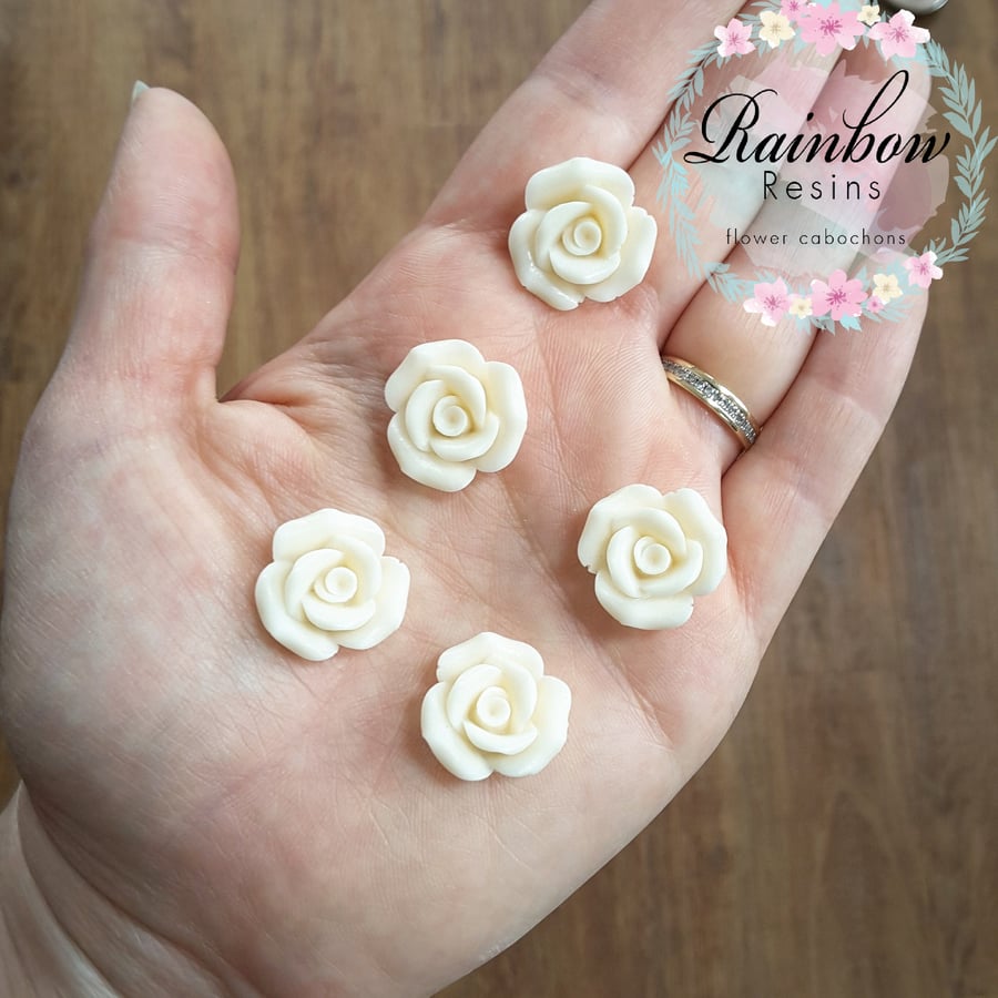 Image of Cream matt roses x 10