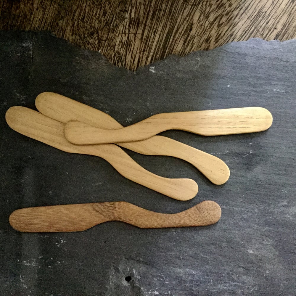 Kirsten Hecktermann — HAND CARVED BUTTER KNIFE small 4" (10 CMS