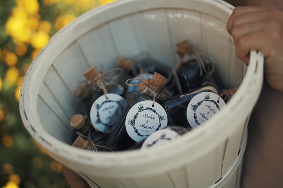 Image of 100 ETIQUETAS o PEGATINAS REDONDAS  PARA REGALOS DE BODA