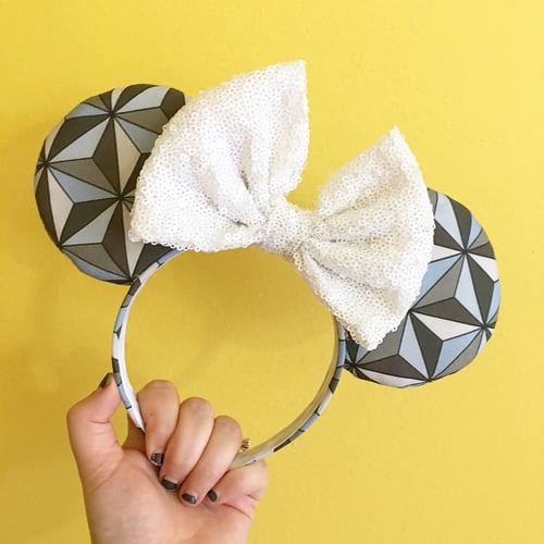 Image of Spaceship Ears