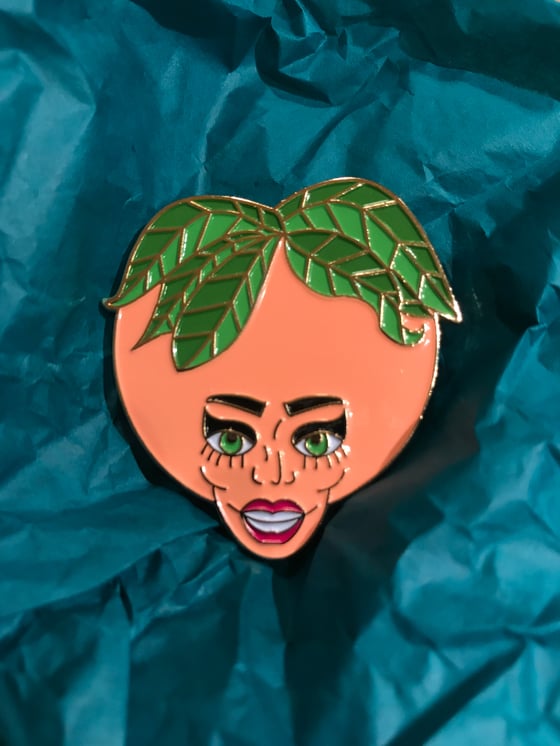 Image of Nina Bonina Brown Pin