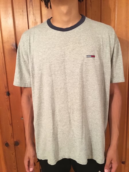 Image of Vintage Tommy Hilfiger logo t shirt