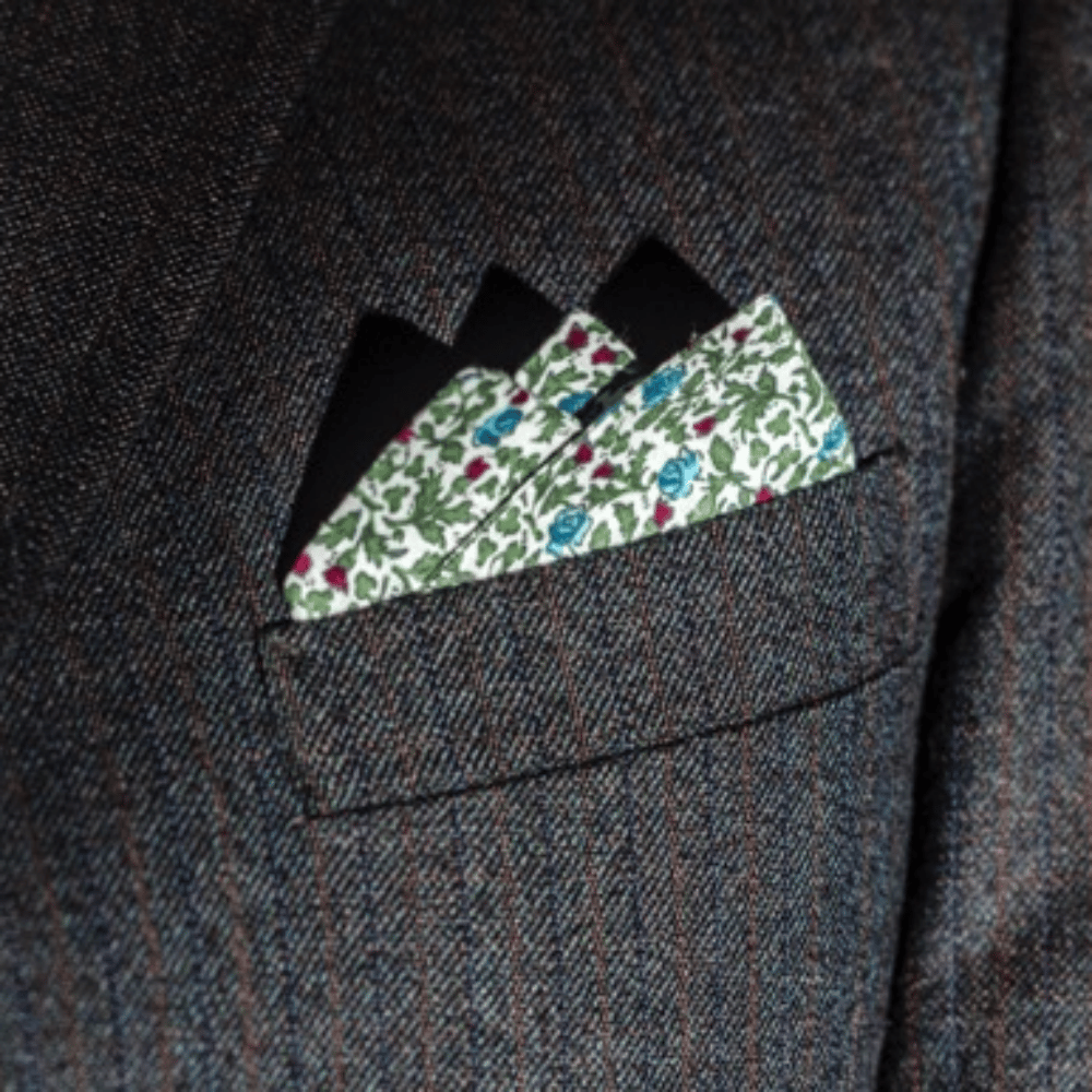 Image of Gent's Green Floral Cravat and Pocket Square