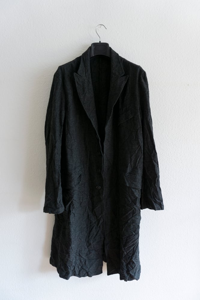 Image of Yohji Yamamoto SS16 Wrinkled Coat