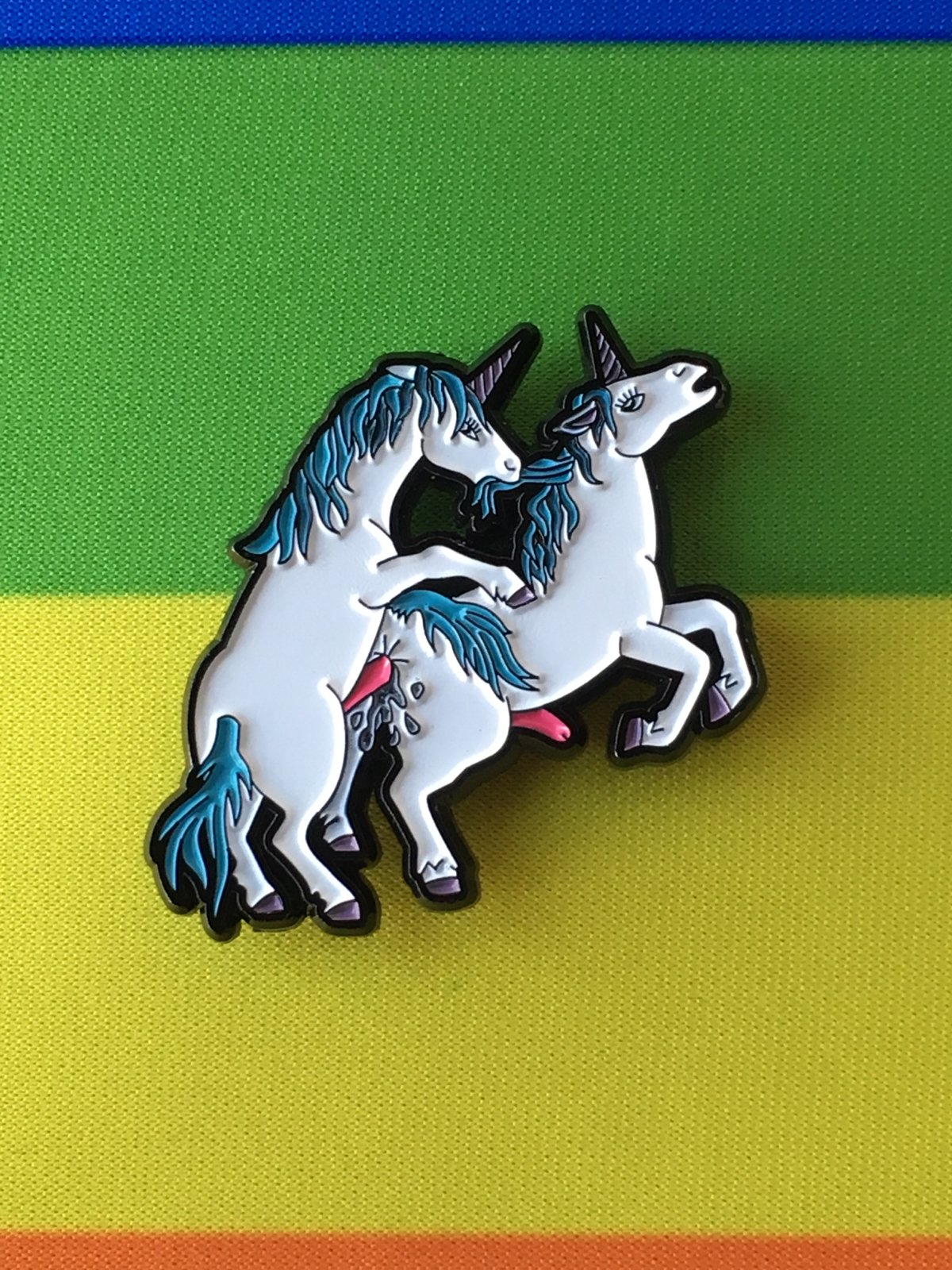 GAY FUCKING UNICORNS! | PINSLUT